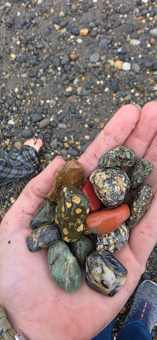 Alaskan Pebble Set: Jasper, Granite, Chert & Serpentine Stones